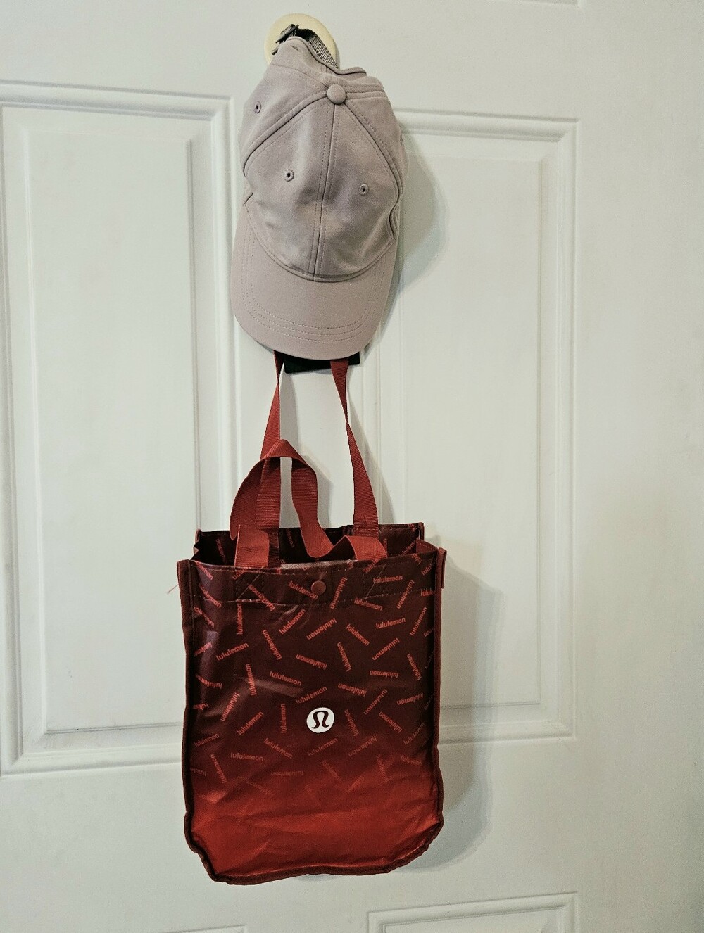 Lululemon Hat & Tote Bag Bundle